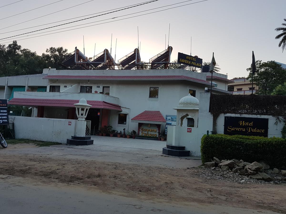 Hotel Savera Palace Mount Abu Exterior photo