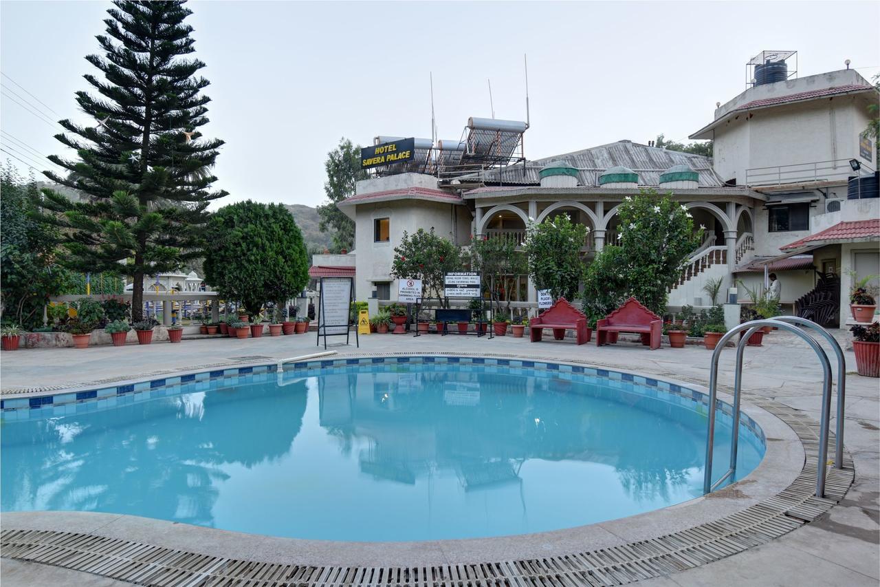 Hotel Savera Palace Mount Abu Exterior photo